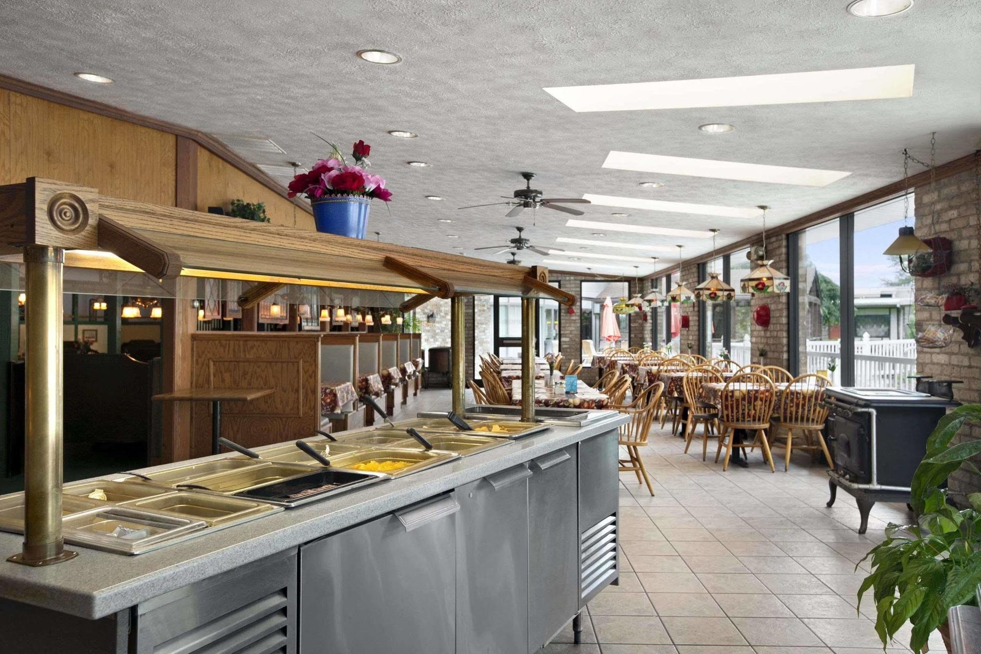 Travelodge By Wyndham Bedford Exteriör bild